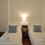Pensión Casa Amarela Belém 2*