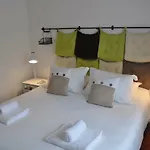 Pensión Casa Amarela Belém 2*