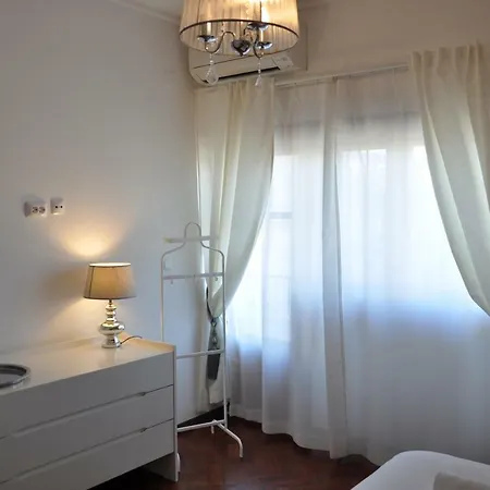 Casa Amarela Belem Guest house Lisbon