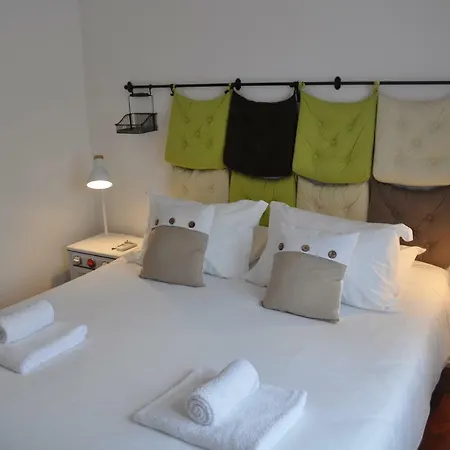 בית הארחה Casa Amarela Belem 2*